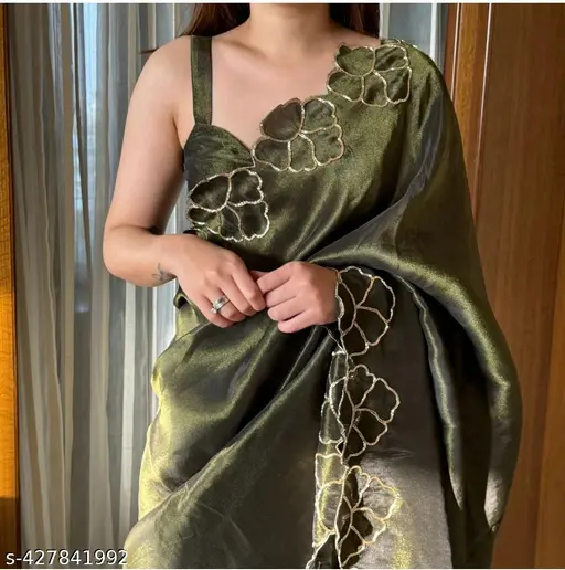 Aagyeyi Graceful Sarees